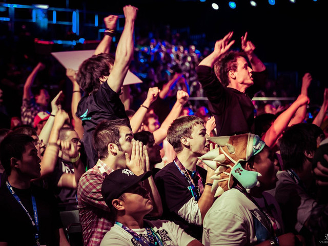 重新审视自 重新审视自